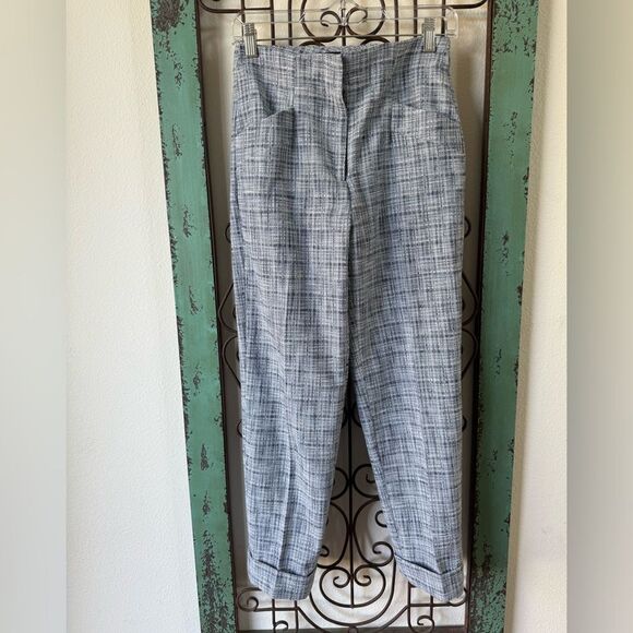 Club Monaco cotton blend trouser pant. Perfect for the office or summer date! - Picture 1 of 7